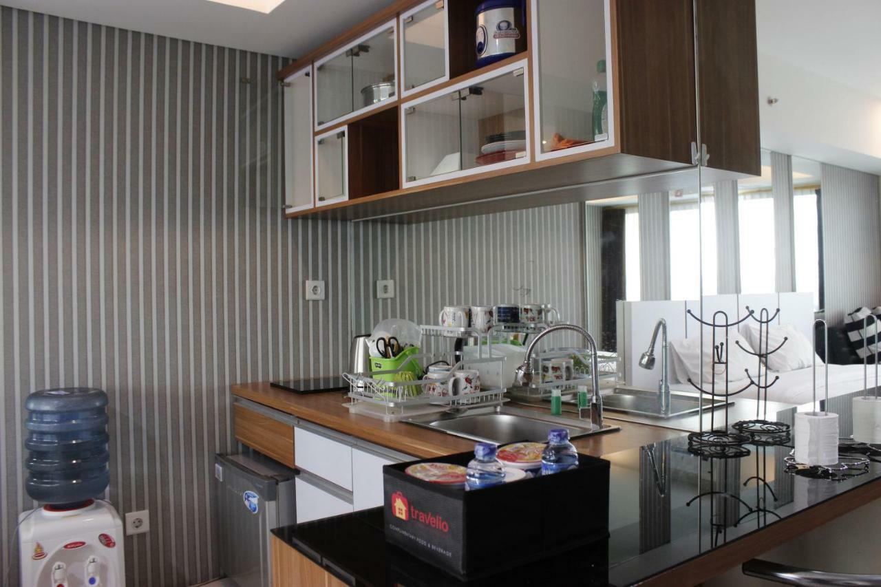 Bright Studio @ Tamansari La Grande Apartment By Travelio Бандунг Екстериор снимка